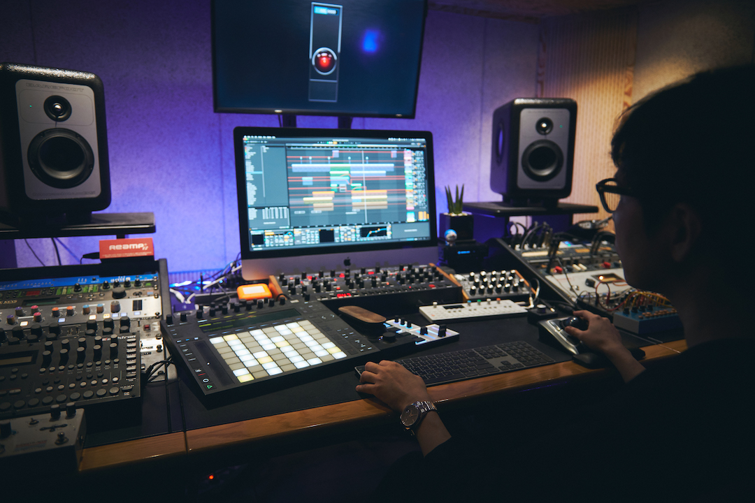 전자악기 포스터